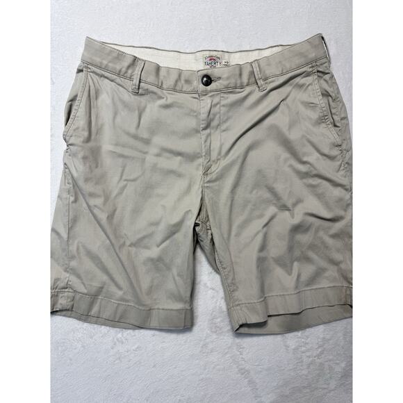 Faherty All Day Khaki Shorts Mens Size 34 Inseam 8” Hiking Golf Beach Walking - Picture 1 of 5